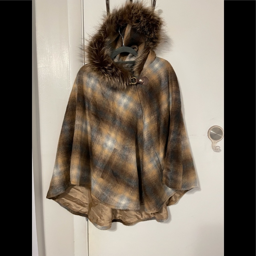 Hiso Fox Fur-Trimmed Cape Coat | Color: Brown/Teal/Beige | Size: OS